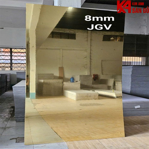 Tấm Ốp Than Tre Tráng Gương Vàng Bóng GR 8mm